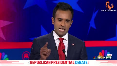Vivek Ramaswamy Just Called Joe Biden a 'Puppet' on the GOP Debate Stage
