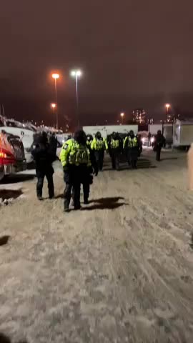 Covid tyranny protesters chanting "shame"