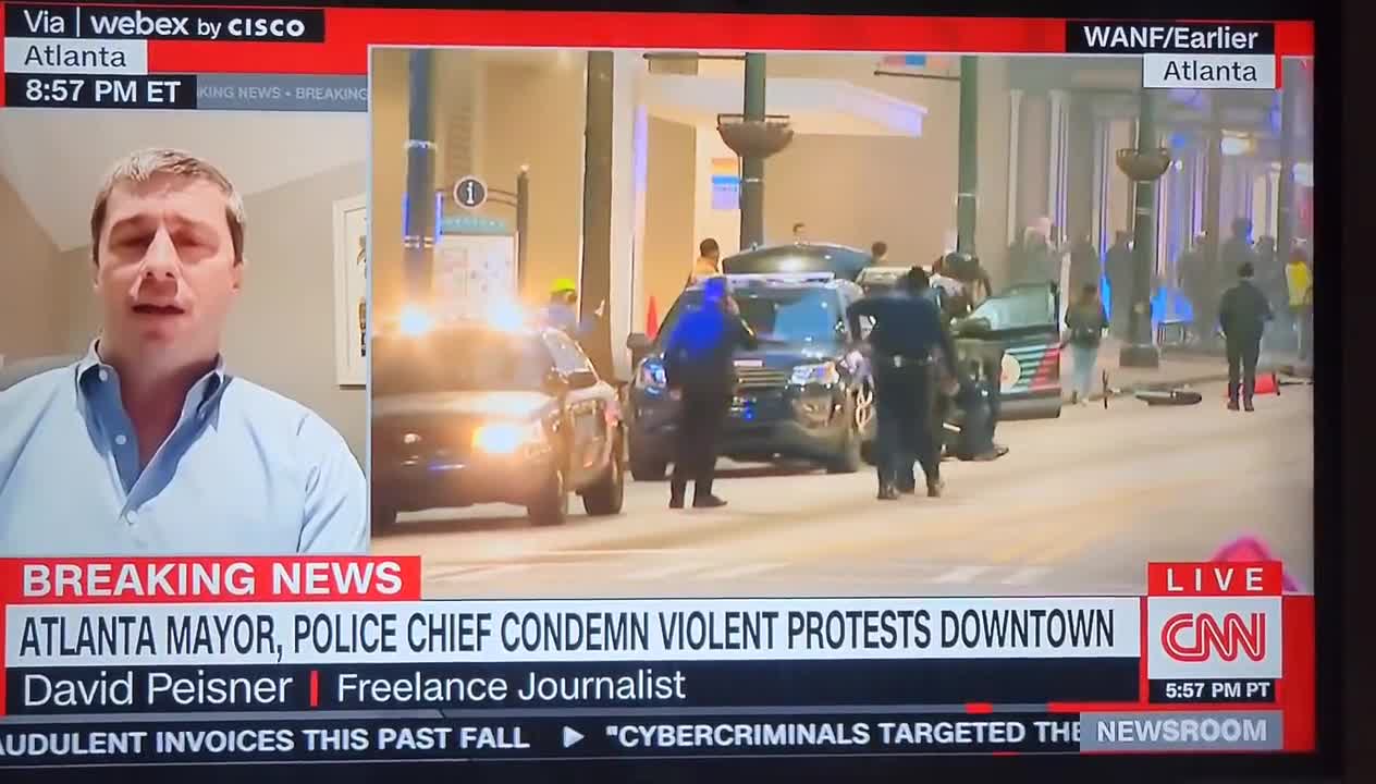CNN Freelance journalist rejects the idea of using the word “violent” to describe the Antifa riots