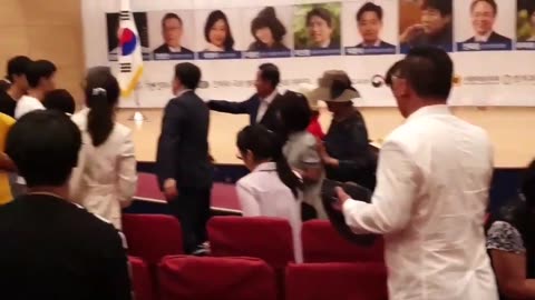 20190711_V3_S03(0wyg85IlCj8)살아 있네요! 국가관이 투철한 젊은 이 청년을 보라!