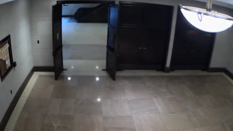 7189CVCLLSVC205_2021-01-06_10h00min00s863ms.mp4