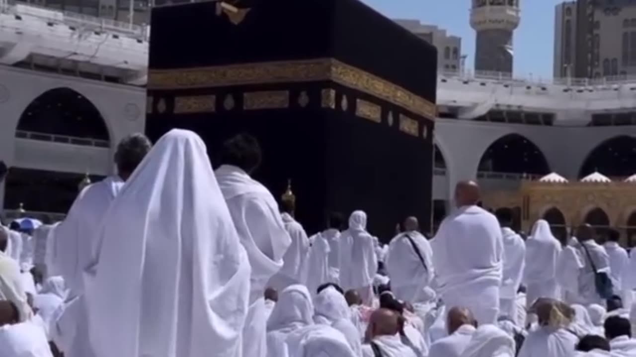 IMAM E KABA CRYING 😠WHEN PRAYING FOR PALESTINE #trending #youtubeshort #palestine