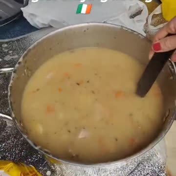 Community spirit alive and well in Finglas, Dublin as locals bring hot food...