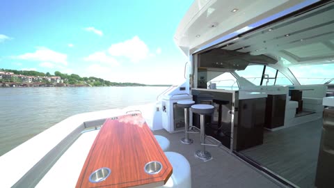 2019 Cruisers 54 Cantius