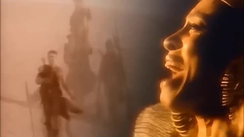 Tina Turner - We Don't Need Another Hero (Thunderdome) - 1985
