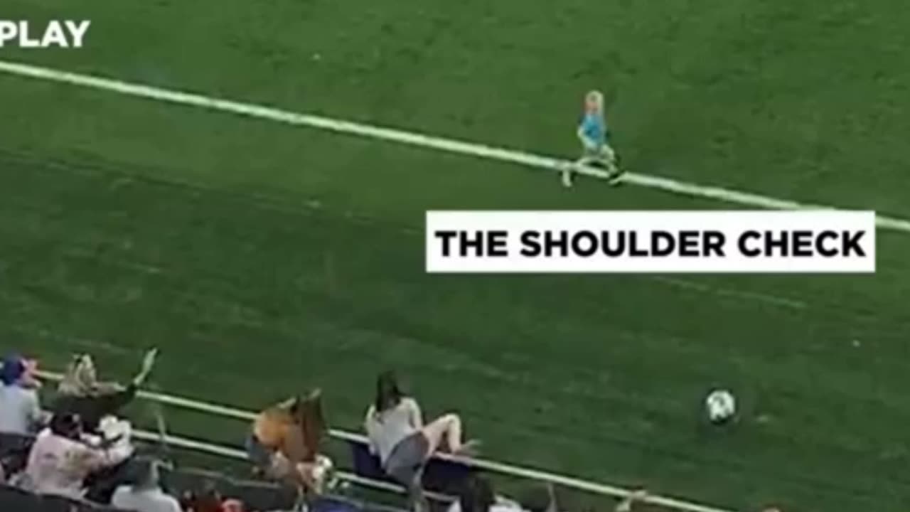 2-Yr-Old Runs Into Soccer Field During Match #viralvideo #trending #viral #babyviral