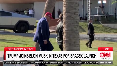 Trump Joins Elon Musk in Texas for SpaceX Launch – Cybertruck Makes a Surprise Appearance!"