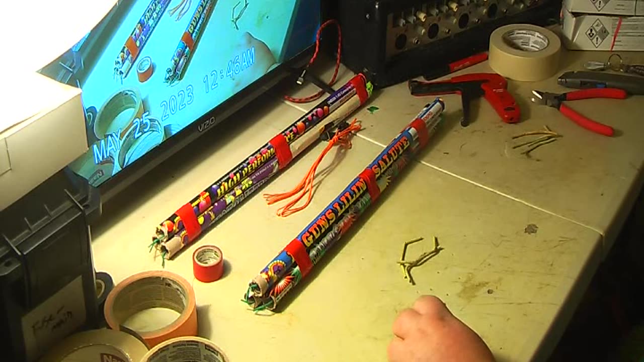 making a small roman candle barrage from mini candles