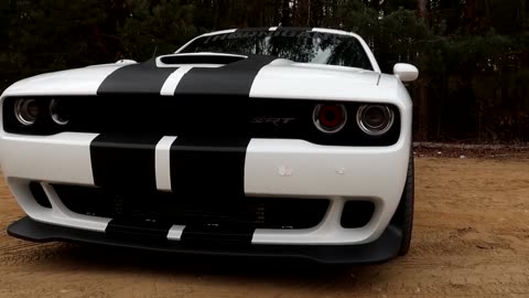 Dodge Challenger hellcat review