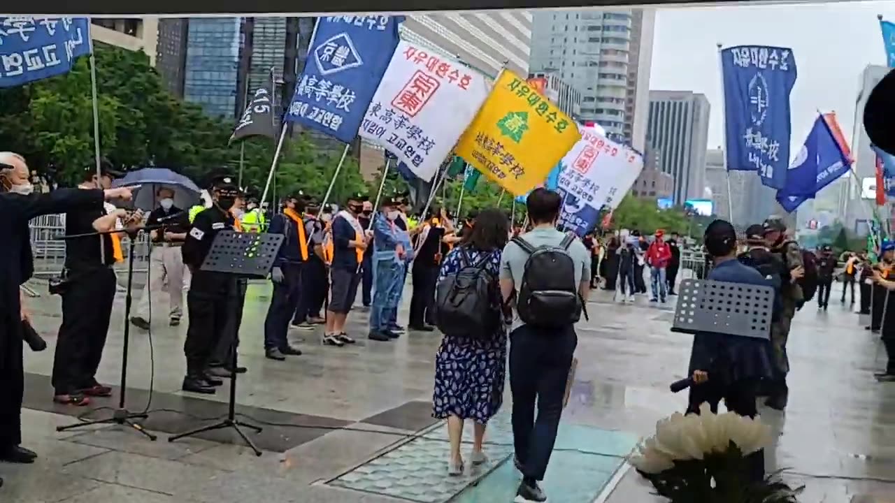 20200827_V3_S02(rmMKc73AKb0)광복절 지나가는 길에 백선엽 장군 분향소에 들른 젊은 남녀