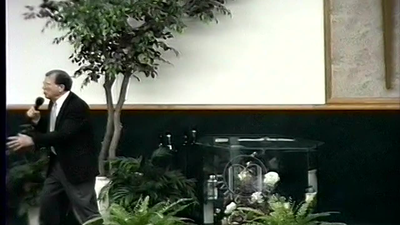 2001 Winter Camp Meeting "The Hand At The Feast"
