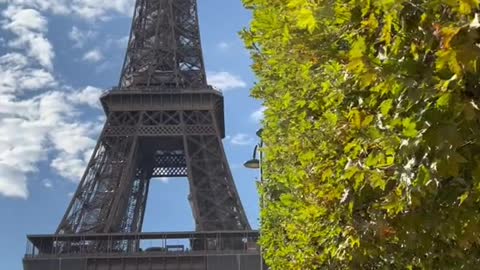 POV: You traveled to Paris and are seeing the Eiffel Tower for the first time