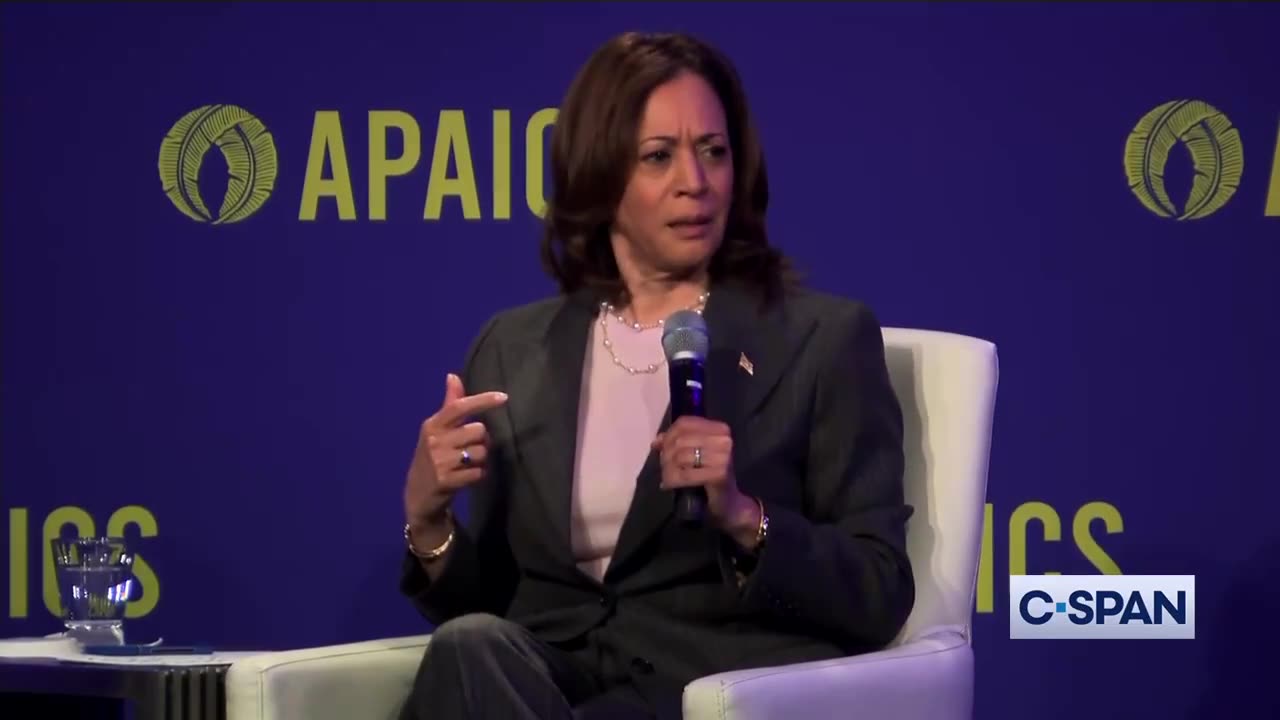 Kamala Harris at White House event: 'kick that fucking door down'