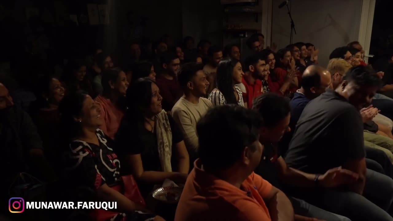 Shayar_ Minder _ Chappal_ Stand Up Comedy _ Munawar Faruqui.