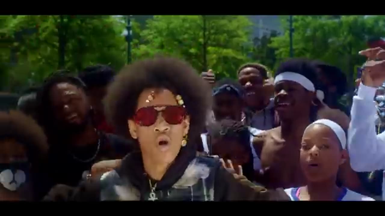 Ayo_&_Teo_-_Rolex_(Official_Video)