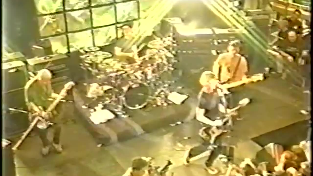 Bush - Comedown (At Virgin Megastore, New York, NY 11-18-1996) (Live) (Gavin Rossdale)