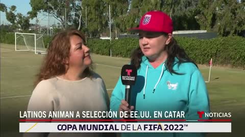 Fanáticos latinos apoyan a la selección de EE.UU. en Catar 2022 | Noticias Telemundo