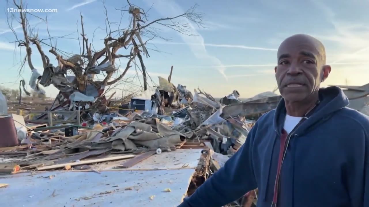 Deadly tornadoes rip across the South