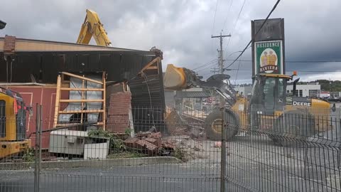 Demolition 14 septembre residence Riviera