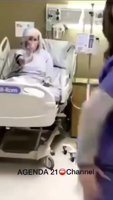 A közösségi média hatása / The impact of social media