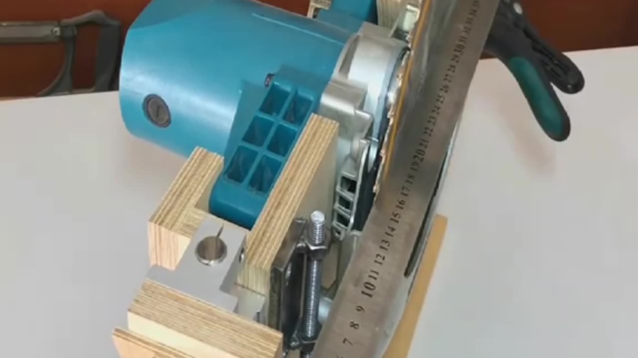 Making Trunnion Blade Tilt System of Build a Table Saw (Part2)