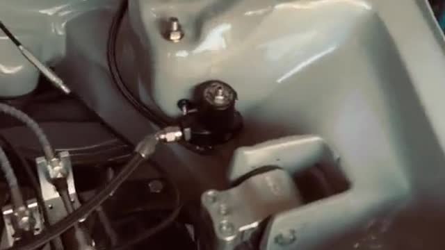 Install automobile engine configuration