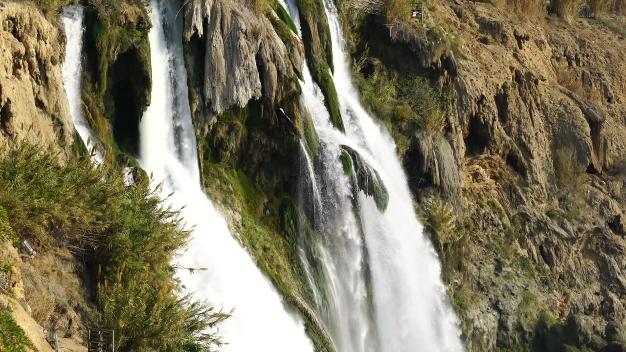 Four seasons Stress-Killer Nature Relaxation Video of Waterfalls, Water waves with Calming Music