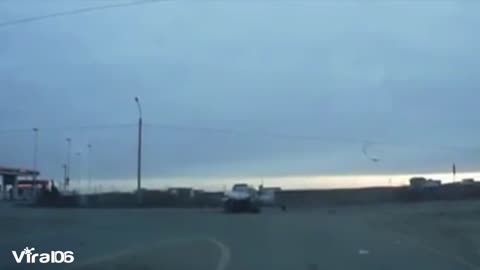 Russian Dash Cam Car Crash Compilation