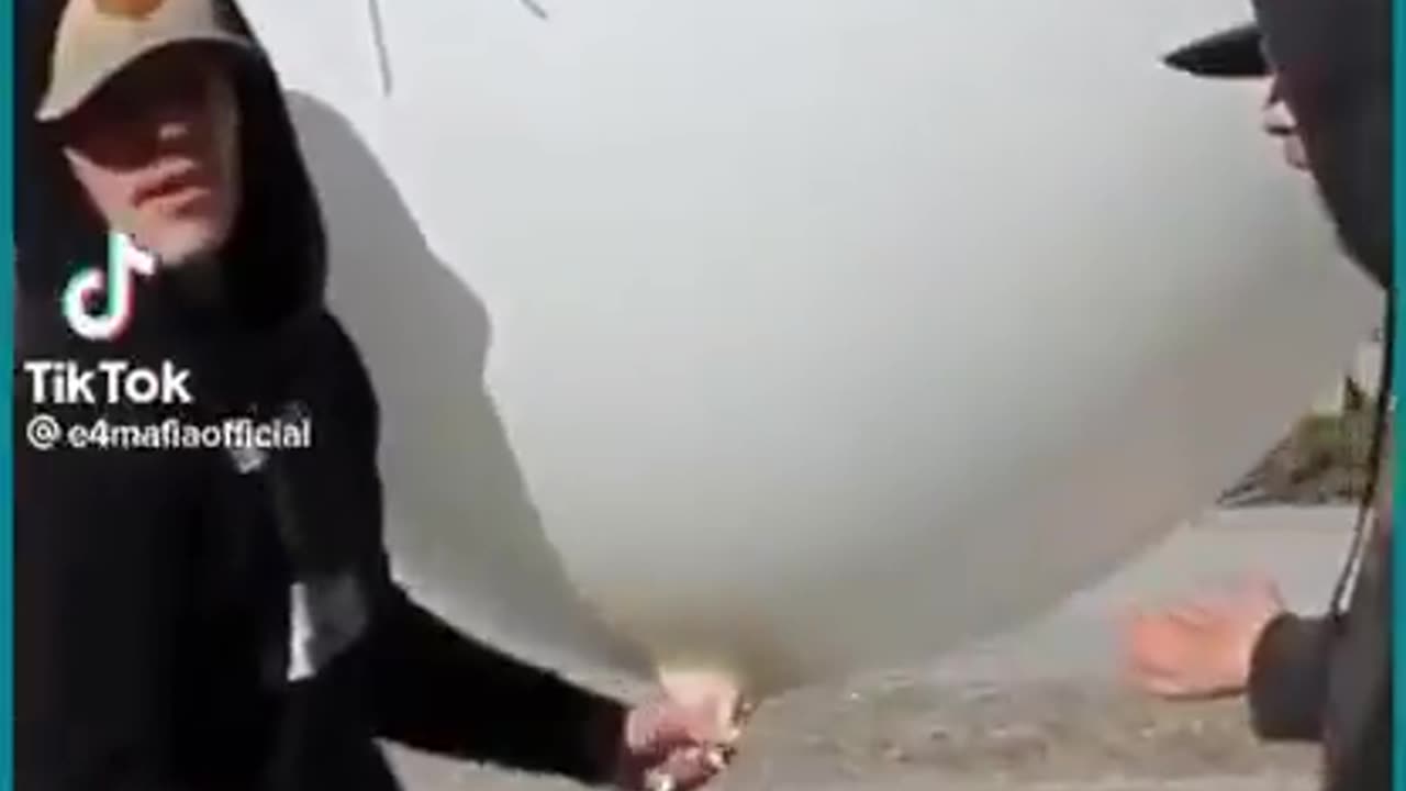 Americans release balloons themselves