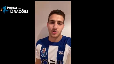 Diogo Dalot celebra o aniversário e decide vestir a camisola do FC Porto