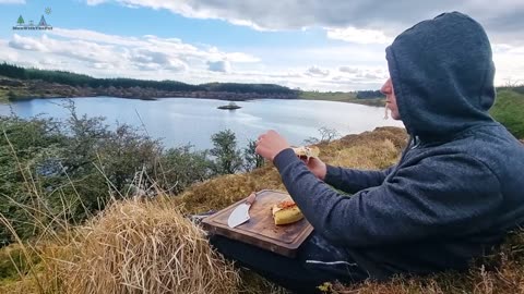 🍕Thick Crispy Cheese Pizza crust with a beautiful view of the Lake🤩. | Tasty Kitchen