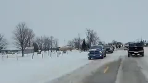 Farmers taking turns and disrupting traffic by slow rolling near the Sarnia border