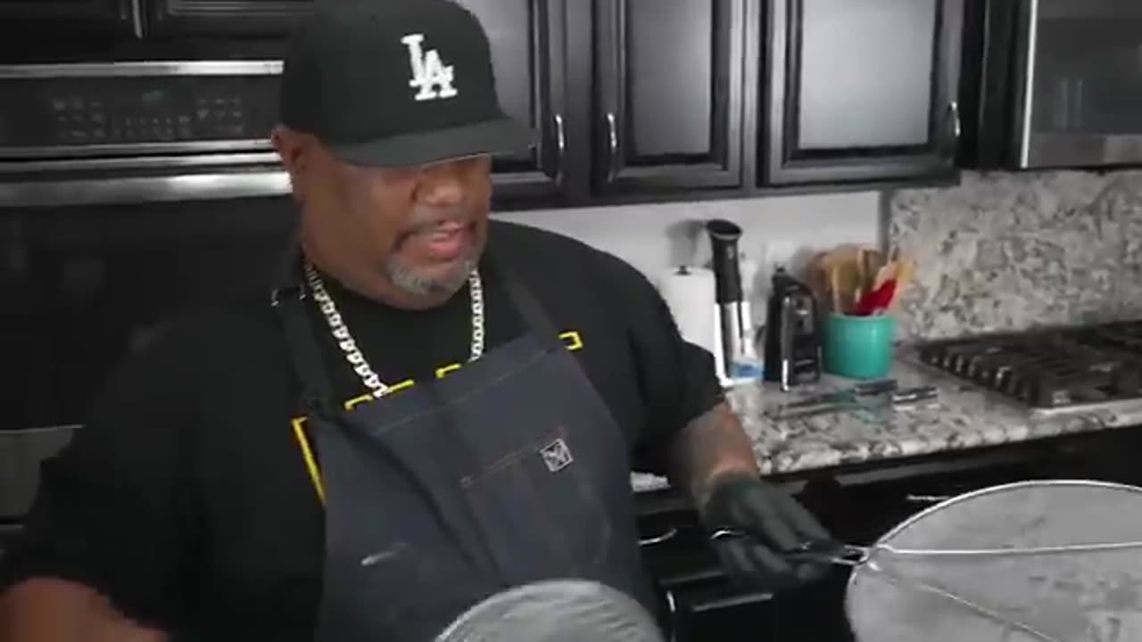 The Secret to Crispy Fried Chicken