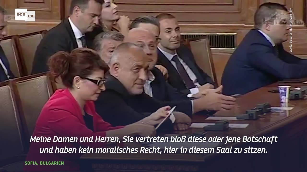 Sie vertreten fremde Botschaften, nicht das Volk – Handgreiflichkeiten im Parlament