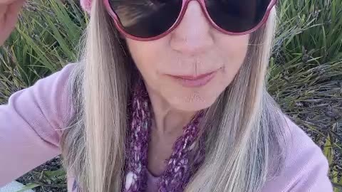 1776CarolannReads HISTORY & TRUTH