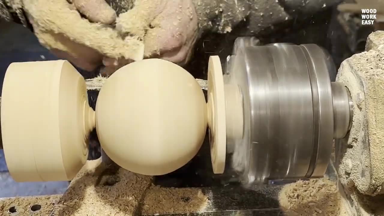 Easy to make wooden balls! The simplest workout for a novice!