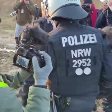 This is Staged - Police remove Greta Thunberg from an anti-coal protest in Germany