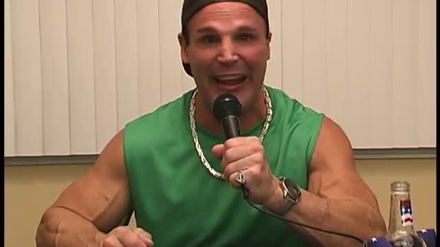 NY TV Host castellano shows Lindsey Lohans Crack Burned Hands and Teeth