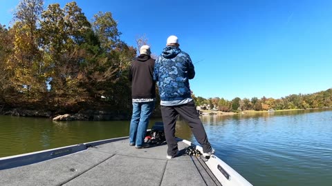 Lipless Crankbait Tricks You Need To Try!! ( Stop Losing Fish! )