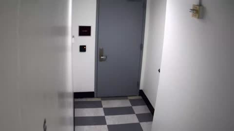 6149RHOBG3G301CStairwayLobbyEntry_2021-01-06_18h40min01s713ms.mp4