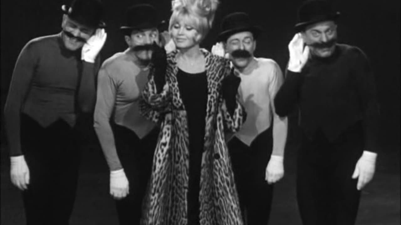 Les Freres Jacques & Brigitte Bardot - Stanislas = Scopitone Music Video 1961