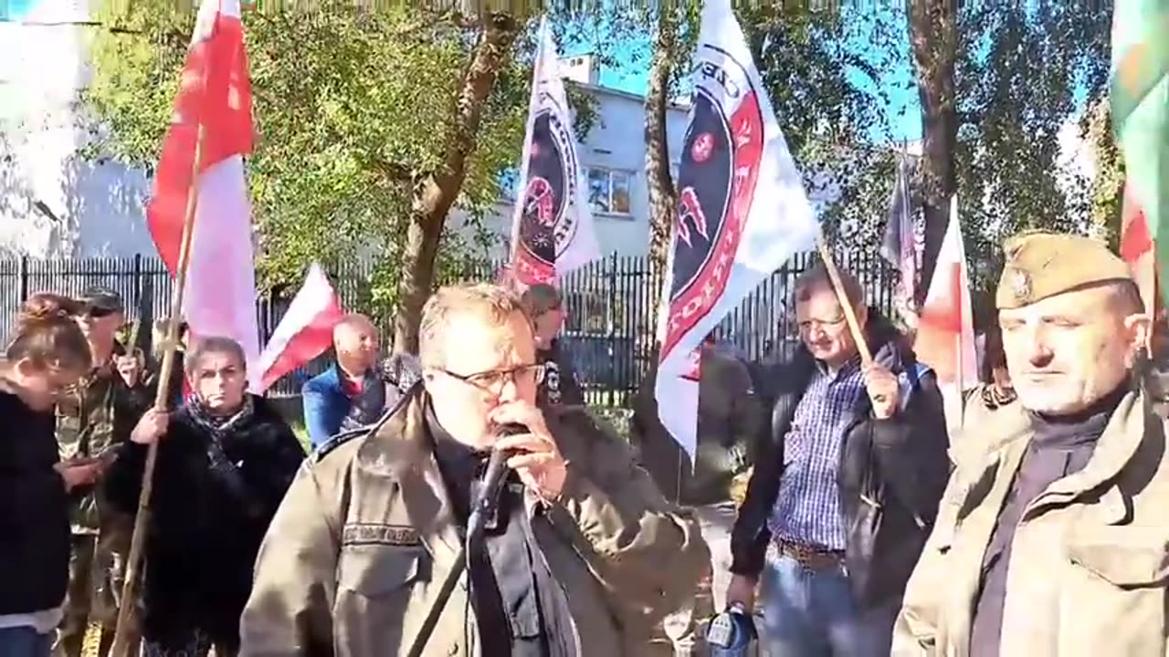 Rodacy Kamraci. Protest w obronie Polskich złóż. Warszawa 10.10.2022.