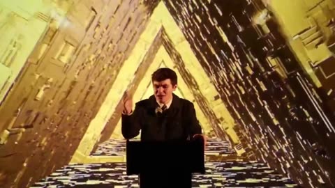 Sneako speaks at Fuentes Rally II