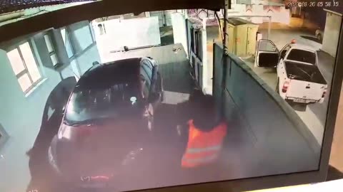 Thieves steal generator in Cape Town