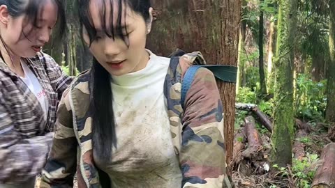 Chinese hard work women /beautiful woman /strong woman