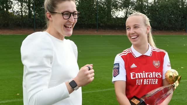 Ellen White sends Beth Mead message after Arsenal injury blow