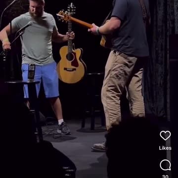 WOW: Oliver Anthony Performs At Joe Rogan's Comedy Club In Austin