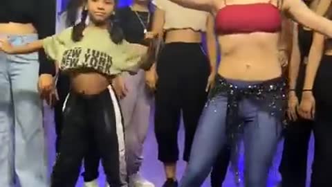 10 year old girl Rocked my Choreography