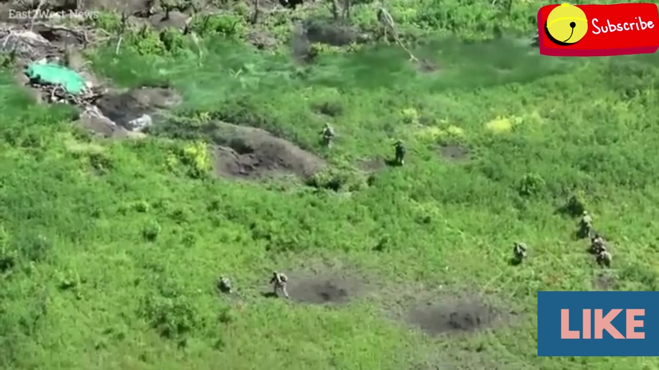 Shocking video from Ukraine:Ukrainian soldiers in Humvees attack Russian trenches fearlessly