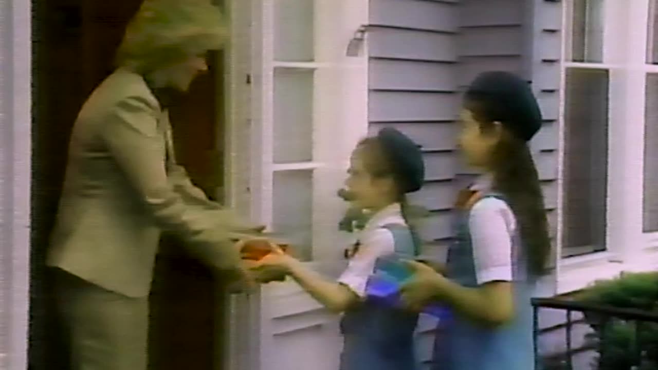 November 5, 1991 - Girl Scout Cookies Public Service Announcement